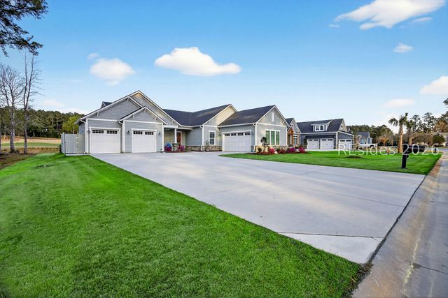 1118 Riverton Pointe Blvd, Hardeeville, SC 29927