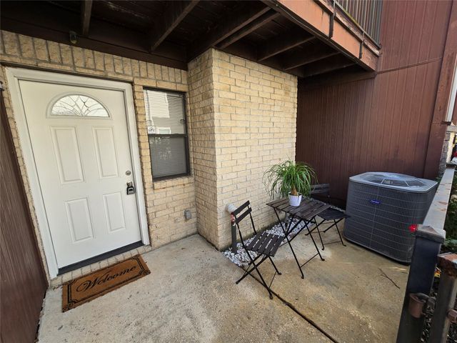 50 Evanston Street 5, Houston, TX 77015