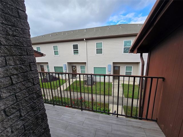 50 Evanston Street 5, Houston, TX 77015