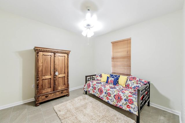 207 Ouiski Bayou Drive, Houma, LA 70360