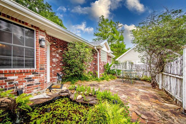 207 Ouiski Bayou Drive, Houma, LA 70360