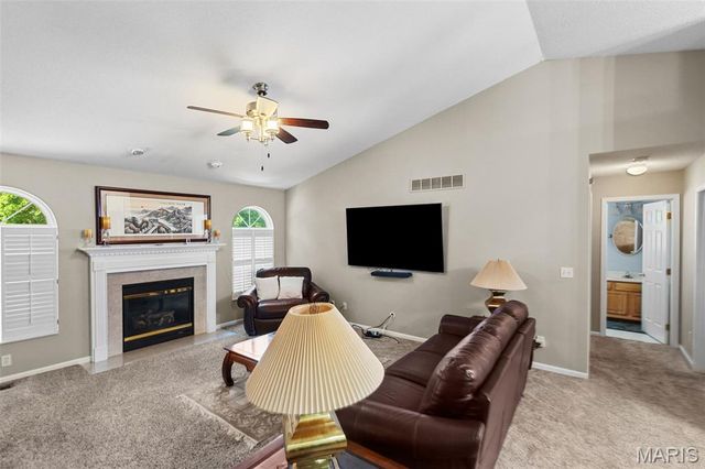 137 Egret Court, Belleville, IL 62223