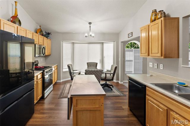 137 Egret Court, Belleville, IL 62223