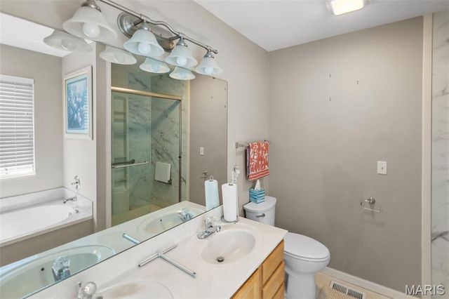 137 Egret Court, Belleville, IL 62223