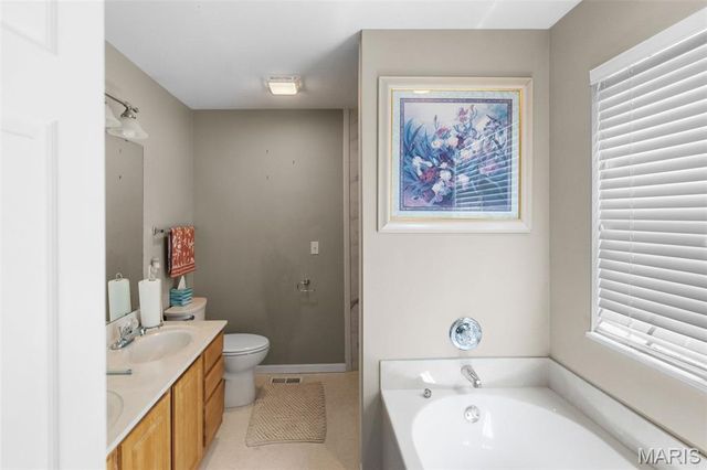 137 Egret Court, Belleville, IL 62223