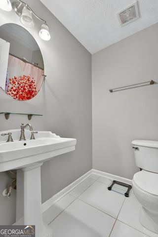 710 Trickle Lane, Mcdonough, GA 30252