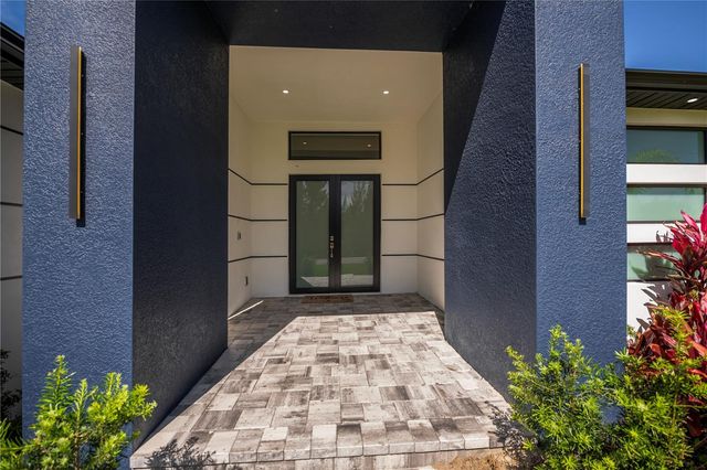 9493 ST PAUL DRIVE, Port Charlotte, FL 33981