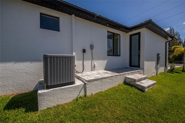 9493 ST PAUL DRIVE, Port Charlotte, FL 33981