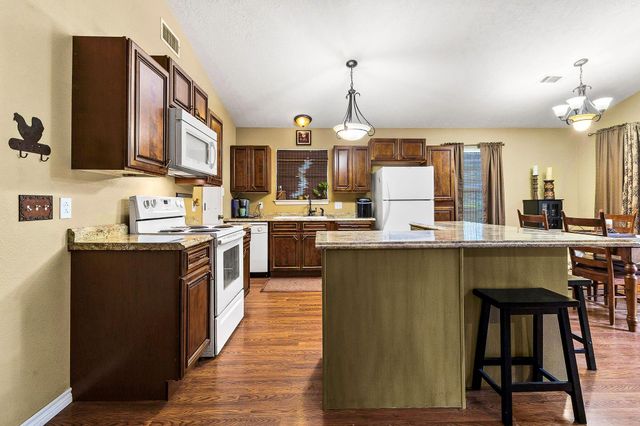 819 Hidden Oaks Drive, Point Blank, TX 77364