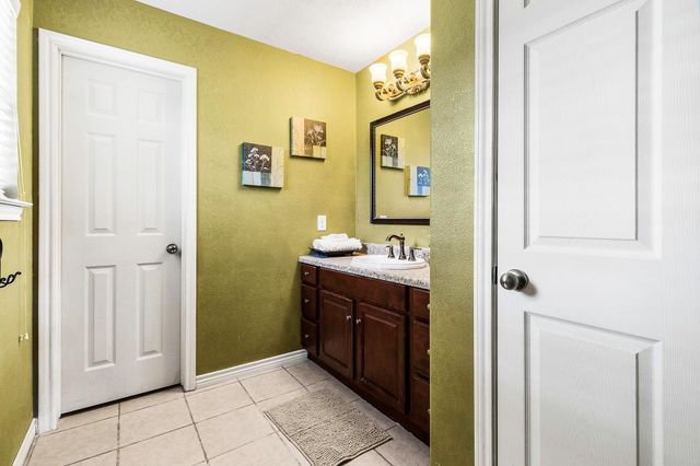 819 Hidden Oaks Drive, Point Blank, TX 77364