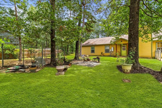 819 Hidden Oaks Drive, Point Blank, TX 77364