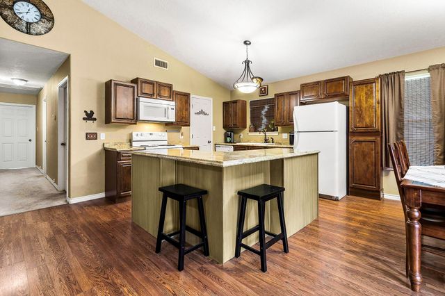 819 Hidden Oaks Drive, Point Blank, TX 77364