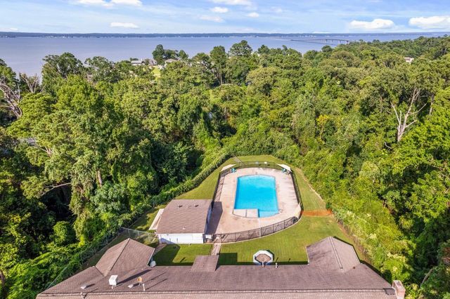 819 Hidden Oaks Drive, Point Blank, TX 77364