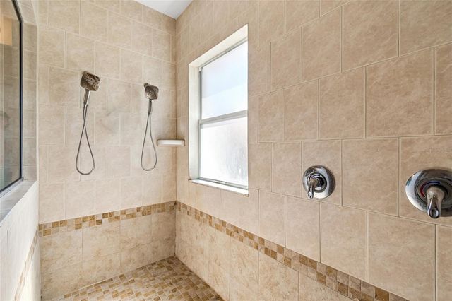 21041 SUNPOINT WAY 201, Lutz, FL 33558