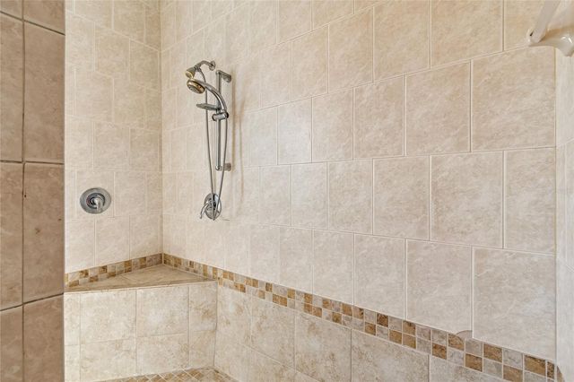 21041 SUNPOINT WAY 201, Lutz, FL 33558