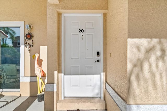 21041 SUNPOINT WAY 201, Lutz, FL 33558