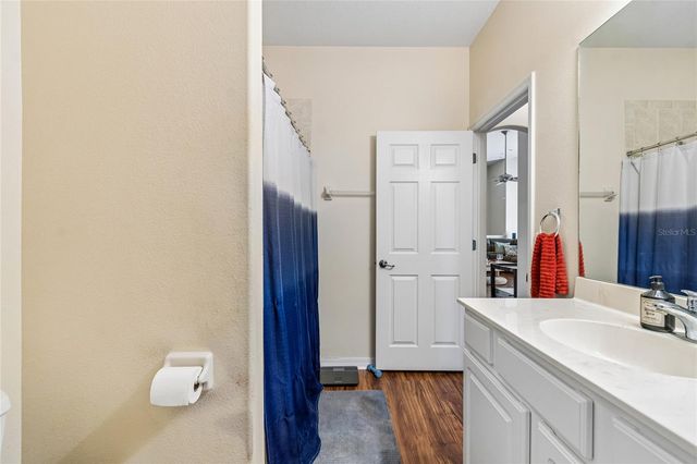 21041 SUNPOINT WAY 201, Lutz, FL 33558