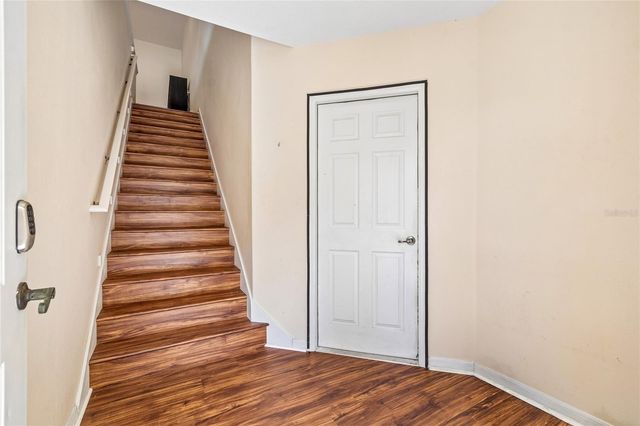 21041 SUNPOINT WAY 201, Lutz, FL 33558