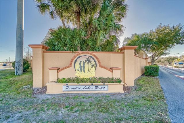 21041 SUNPOINT WAY 201, Lutz, FL 33558