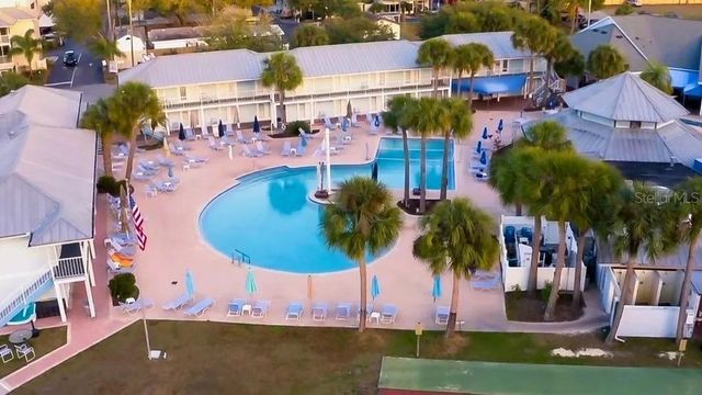 21041 SUNPOINT WAY 201, Lutz, FL 33558