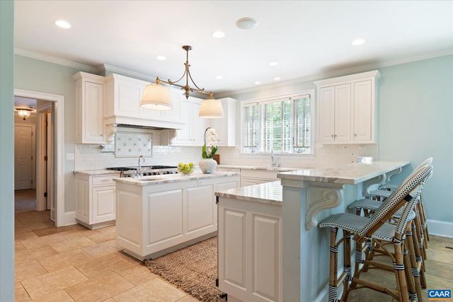 515 ROCKS FARM DR, Charlottesville, VA 22903