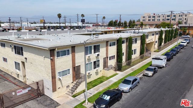 13103 Barbara Ann Street, North Hollywood (los Angeles), CA 91605