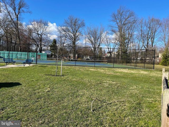 3750 WHEATSHEAF RD, Huntingdon Valley, PA 19006