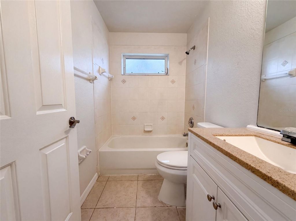 Image 16 of property listing at 1796 NORA LANE, North Port, FL 34286