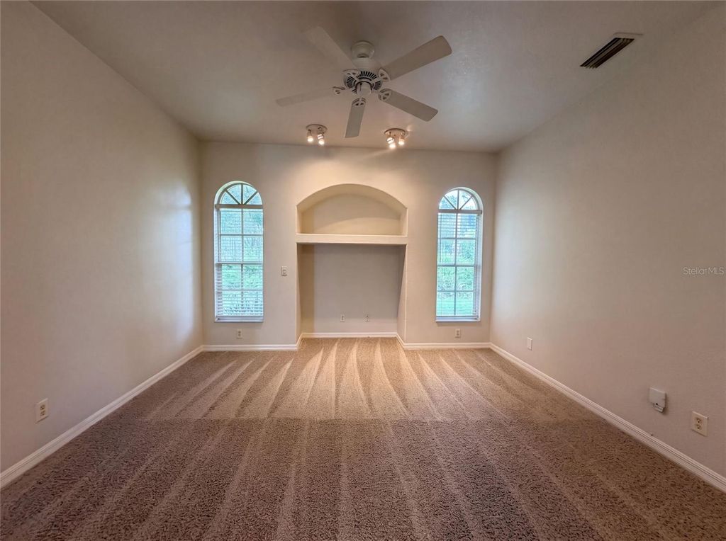 Image 8 of property listing at 1796 NORA LANE, North Port, FL 34286