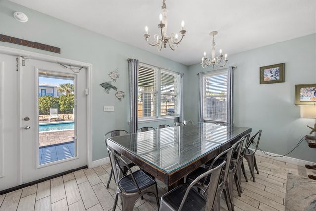 94 Dolphin Street, Destin, FL 32541