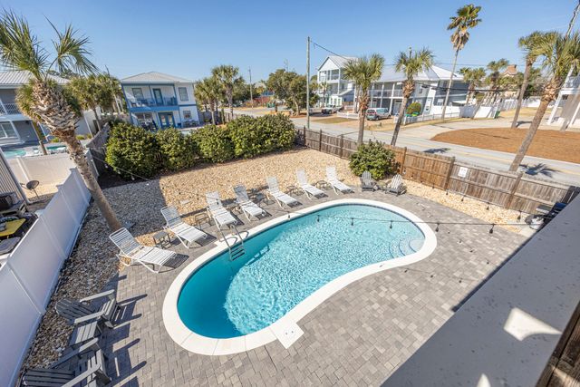 94 Dolphin Street, Destin, FL 32541