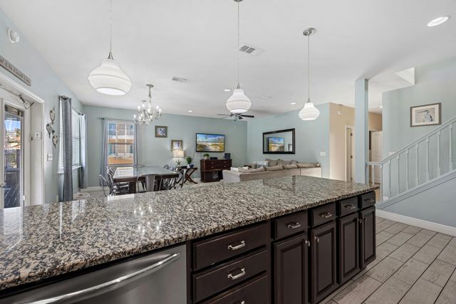 94 Dolphin Street, Destin, FL 32541