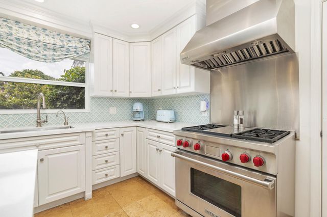 225 Russlyn Drive, West Palm Beach, FL 33405