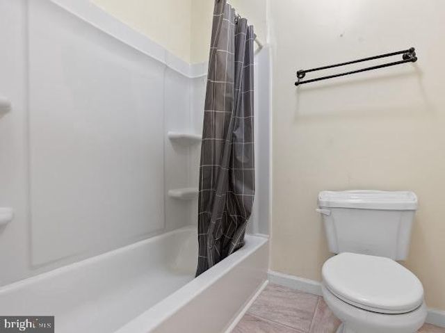 43 LA CASCATA, Clementon, NJ 08021