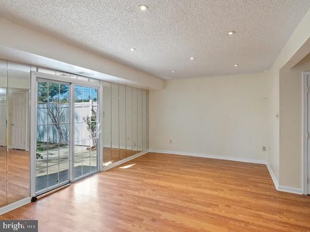 43 LA CASCATA, Clementon, NJ 08021