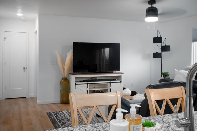 504 N Cheyenne Valley Road, Nixa, MO 65714