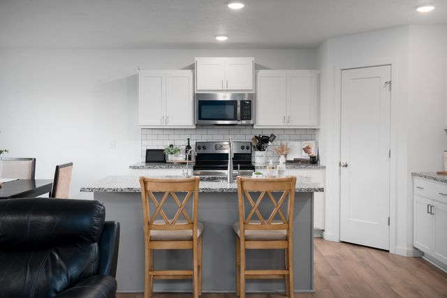 504 N Cheyenne Valley Road, Nixa, MO 65714