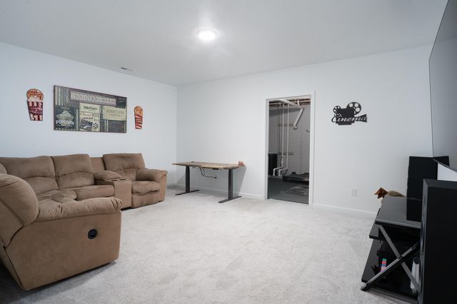 504 N Cheyenne Valley Road, Nixa, MO 65714