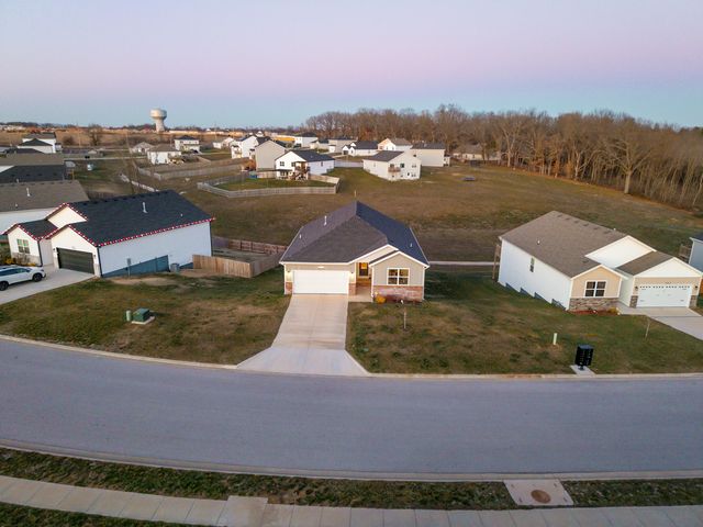 504 N Cheyenne Valley Road, Nixa, MO 65714