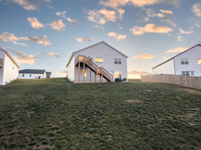 504 N Cheyenne Valley Road, Nixa, MO 65714