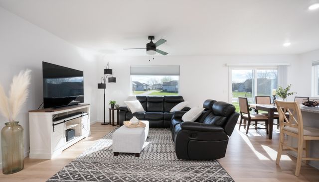 504 N Cheyenne Valley Road, Nixa, MO 65714