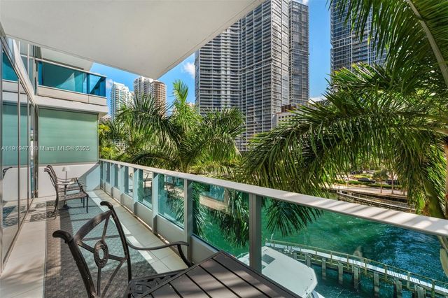 200 Biscayne Boulevard Way 303, Miami, FL 33131