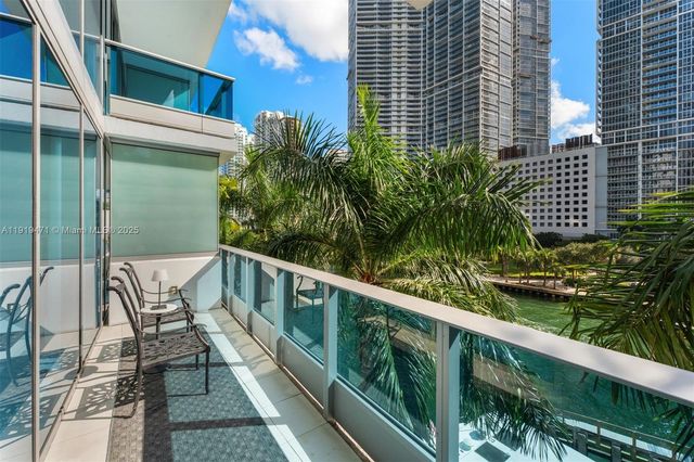 200 Biscayne Boulevard Way 303, Miami, FL 33131