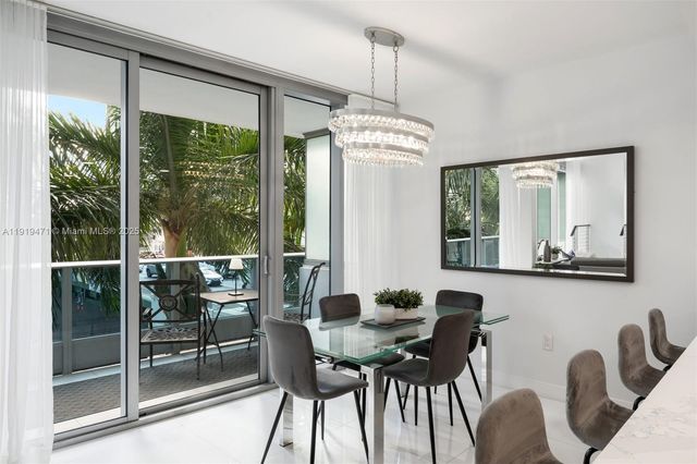 200 Biscayne Boulevard Way 303, Miami, FL 33131