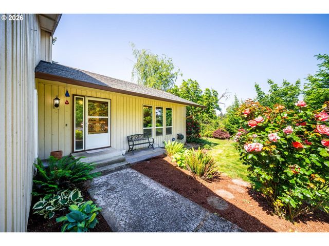 2213 Ne PARKVIEW Dr, Vancouver, WA 98686