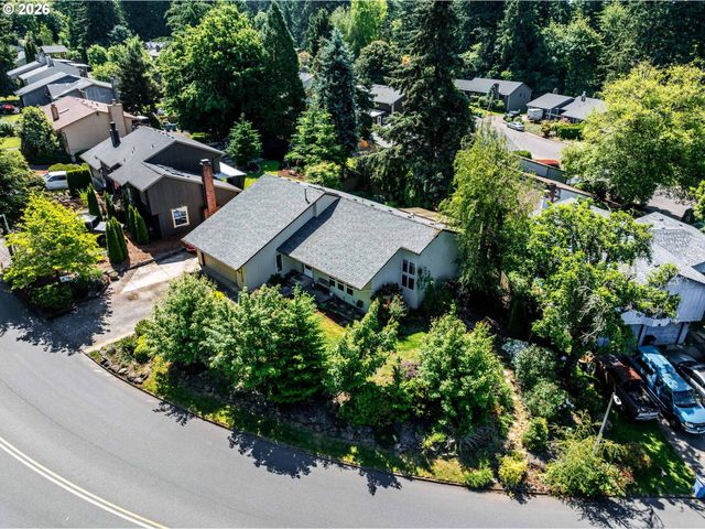 2213 Ne PARKVIEW Dr, Vancouver, WA 98686