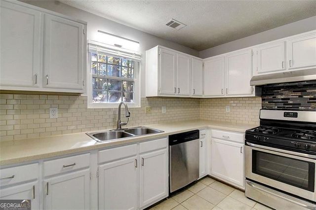 5921 BROOKSIDE Drive SE, Mableton, GA 30126