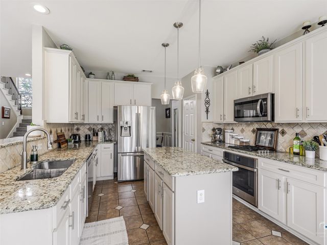 9921 Sean Drive, Frisco, TX 75035