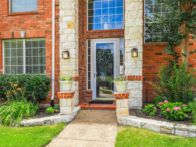 9921 Sean Drive, Frisco, TX 75035