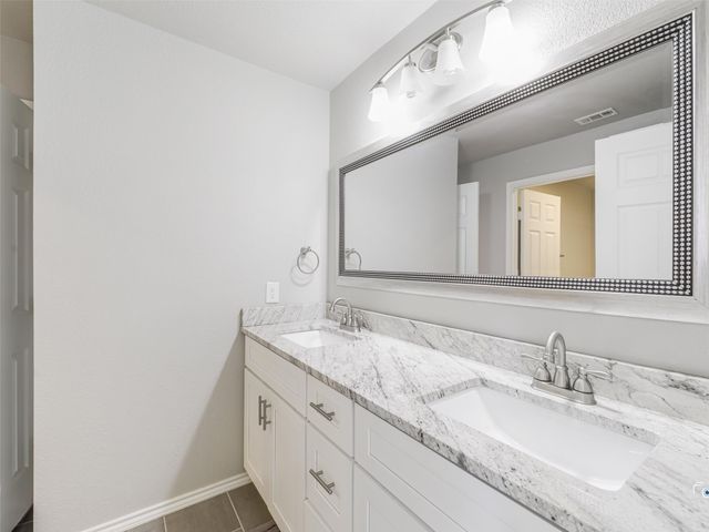 9921 Sean Drive, Frisco, TX 75035
